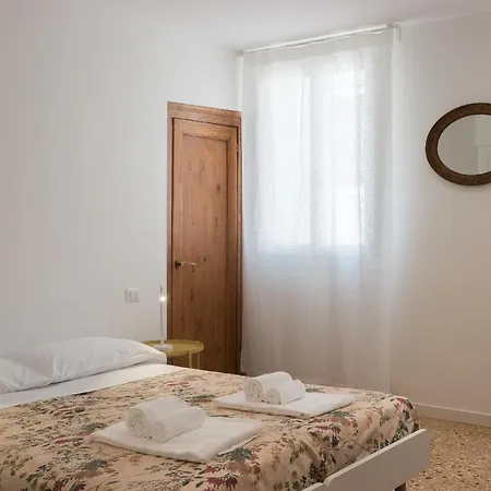 Ca' Dandolo, Affaccio Sul Canale Apartment
